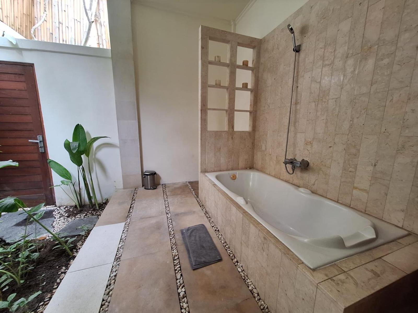 Villa Beji Seminyak Exteriör bild