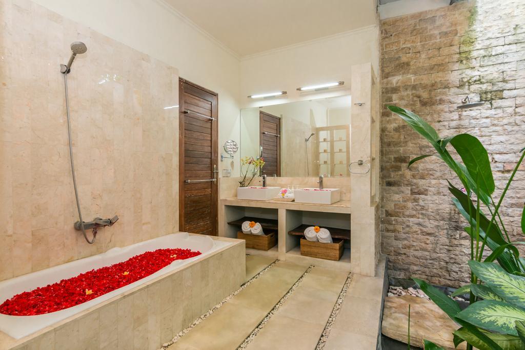 Villa Beji Seminyak Exteriör bild