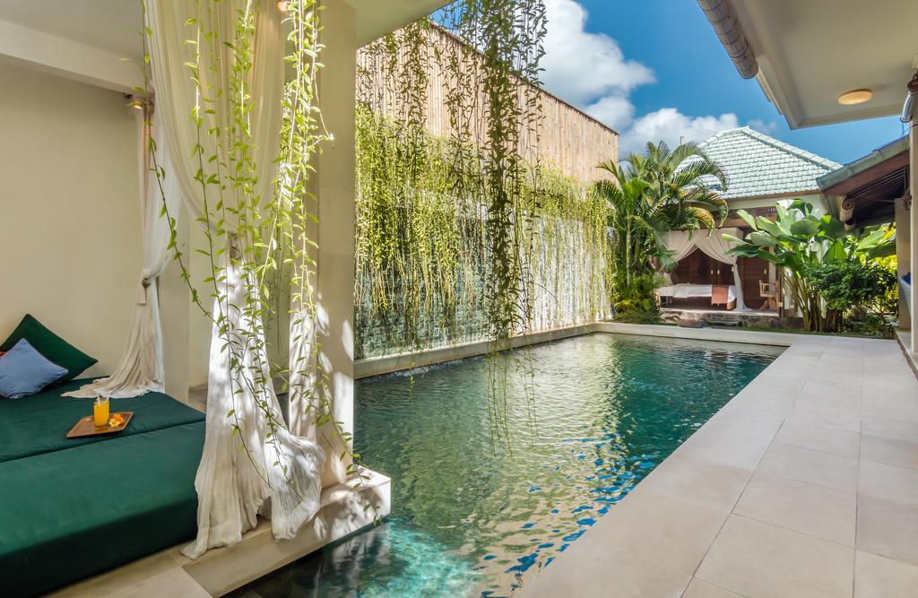 Villa Beji Seminyak Exteriör bild