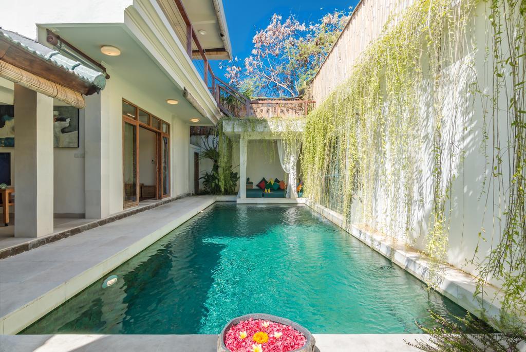 Villa Beji Seminyak Exteriör bild